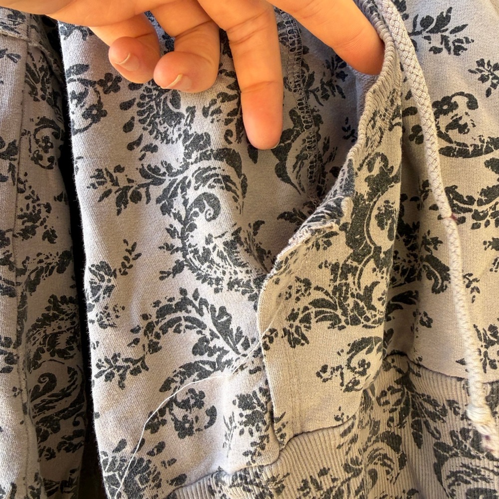 Cubism Damask Print Hoodie Women Medium V-Neck Raw Edge Boho Gray D06-1078 - Picture 4 of 6